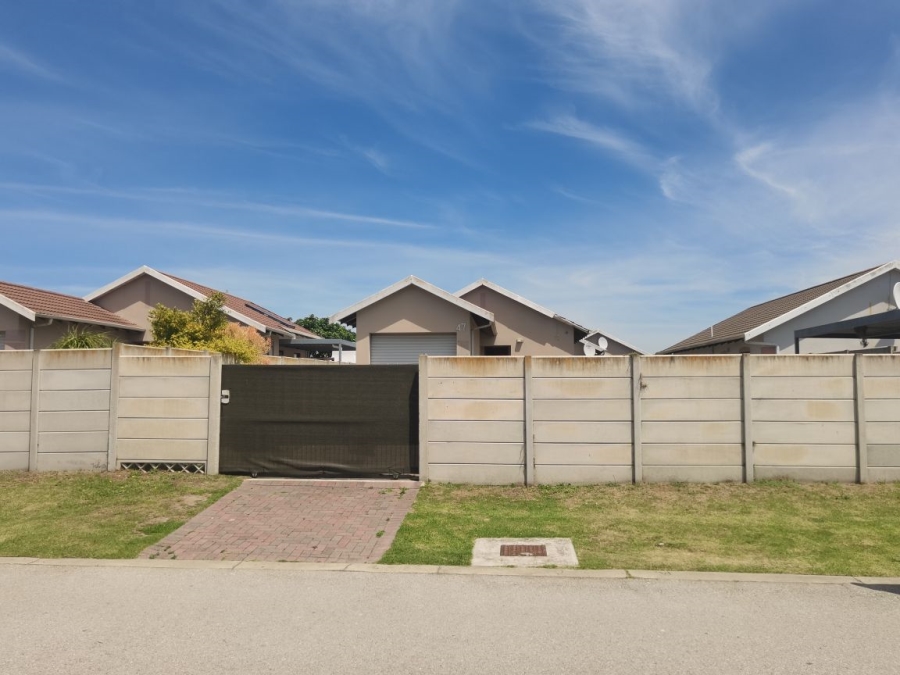 2 Bedroom Property for Sale in Parsonsvlei Eastern Cape